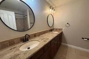 902 W Sherri Dr, Gilbert, AZ 85233 - Photo 23