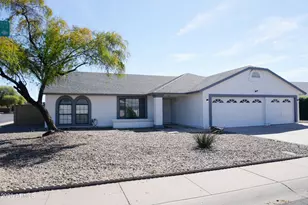 8933 W Peck Dr, Glendale, AZ 85305 - Photo 3