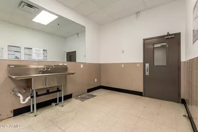 6739 W Cactus Road, Peoria, AZ 85381 - Photo 29