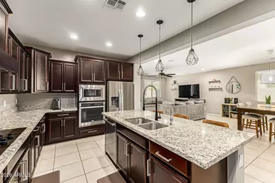 14853 W Pershing Street, Surprise, AZ 85379 - Photo 11