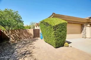 40808 N Thunder Hills Ct, Phoenix, AZ 85086 - Photo 3