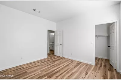 11446 W Clover Way, Avondale, AZ 85392 - Photo 9