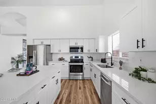 11446 W Clover Way, Avondale, AZ 85392 - Photo 7