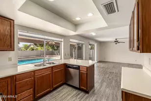 925 W Mendoza Ave, Mesa, AZ 85210 - Photo 13