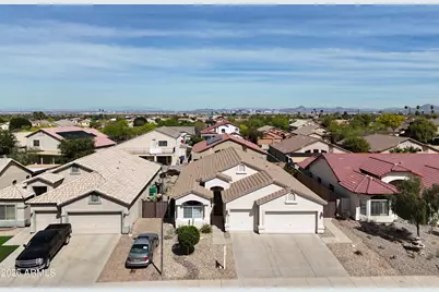 722 W Beth Drive, Phoenix, AZ 85041 - Photo 1