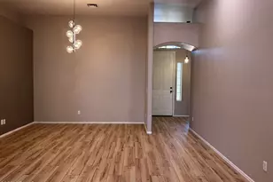 722 W Beth Dr, Phoenix, AZ 85041 - Photo 7