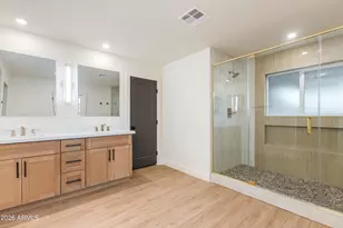 11841 N 24th St, Phoenix, AZ 85028 - Photo 13