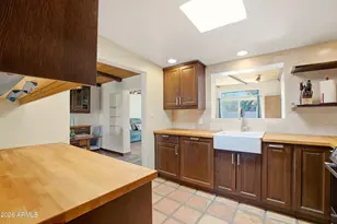 1419 E Solano Dr, Phoenix, AZ 85014 - Photo 11