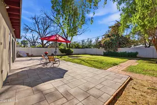 1419 E Solano Dr, Phoenix, AZ 85014 - Photo 21