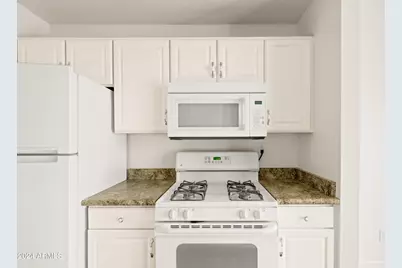 3828 N 32nd Street #104, Phoenix, AZ 85018 - Photo 9