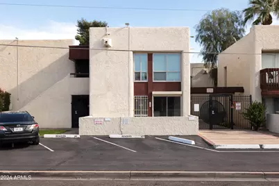 3828 N 32nd Street #104, Phoenix, AZ 85018 - Photo 1