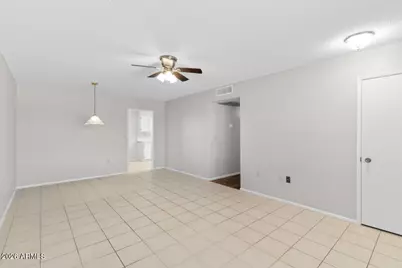 11007 W Thunderbird Boulevard, Sun City, AZ 85351 - Photo 5