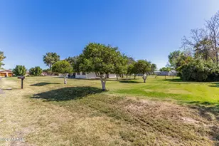 1319 E Sagebrush St, Gilbert, AZ 85296 - Photo 41