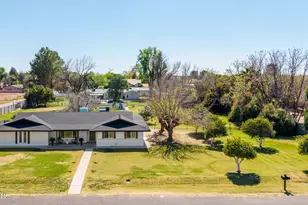 1319 E Sagebrush St, Gilbert, AZ 85296 - Photo 1