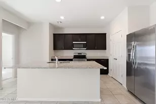 43721 W Acacia Ave, Maricopa, AZ 85138 - Photo 3