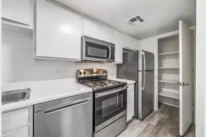 3065 N 67th Avenue #122, Phoenix, AZ 85033 - Photo 7