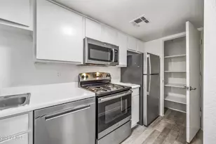 3065 N 67th Ave, Phoenix, AZ 85033 - Photo 7