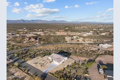 22050 W El Grande Trail, Wickenburg, AZ 85390 - Photo 35