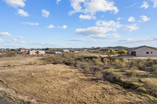 22050 W El Grande Trail, Wickenburg, AZ 85390 - Photo 37