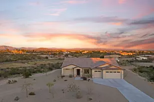 22050 W El Grande Trail, Wickenburg, AZ 85390 - Photo 3