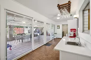 304 E Concorda Dr, Tempe, AZ 85282 - Photo 23