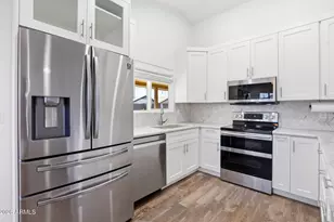 3001 W Matthew Dr, Phoenix, AZ 85027 - Photo 7