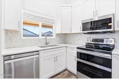 3001 W Matthew Drive, Phoenix, AZ 85027 - Photo 9