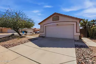 3001 W Matthew Dr, Phoenix, AZ 85027 - Photo 1