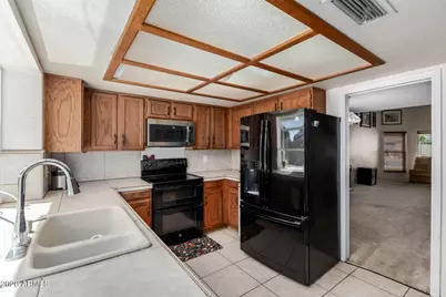 933 W Osage Avenue, Mesa, AZ 85210 - Photo 9