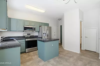 2250 E Deer Valley Road #10, Phoenix, AZ 85024 - Photo 5