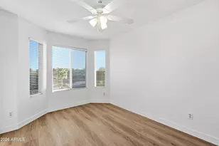 1432 E Behrend Dr, Phoenix, AZ 85024 - Photo 25