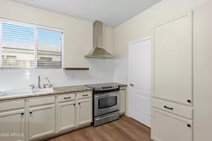 1432 E Behrend Dr, Phoenix, AZ 85024 - Photo 13