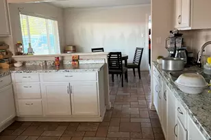 3725 W Keim Dr, Phoenix, AZ 85019 - Photo 5