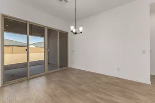 15808 W Desert Hollow Dr, Surprise, AZ 85387 - Photo 7