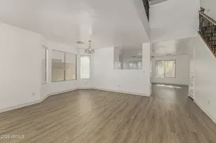 7327 W Cordes Rd, Phoenix, AZ 85043 - Photo 11