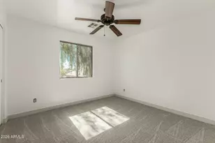 7327 W Cordes Rd, Phoenix, AZ 85043 - Photo 31