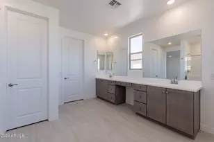 11937 W Luxton Ln, Avondale, AZ 85323 - Photo 33