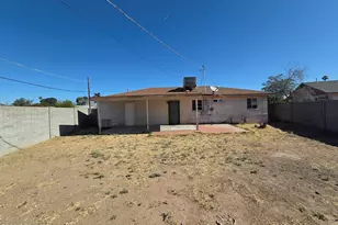 2207 W Cactus Wren Dr, Phoenix, AZ 85021 - Photo 11