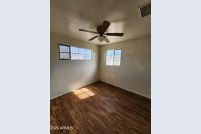 2207 W Cactus Wren Drive, Phoenix, AZ 85021 - Photo 9