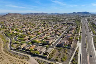 10802 W Saddlehorn Rd, Peoria, AZ 85383 - Photo 3