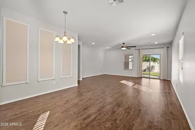 10802 W Saddlehorn Road, Peoria, AZ 85383 - Photo 5