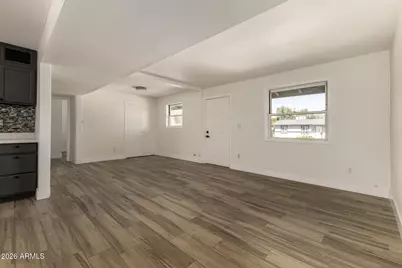 2535 E Hartford Avenue, Phoenix, AZ 85032 - Photo 5