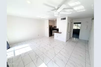 1016 E Osborn Road #Unit F, Phoenix, AZ 85014 - Photo 3