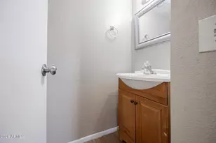 2133 W Turney Ave, Phoenix, AZ 85015 - Photo 11