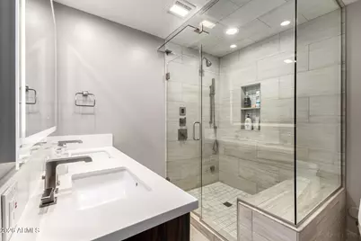 611 E Nicolet Avenue, Phoenix, AZ 85020 - Photo 33