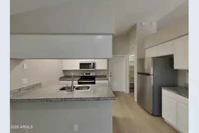 7321 N 69th Avenue, Glendale, AZ 85303 - Photo 5