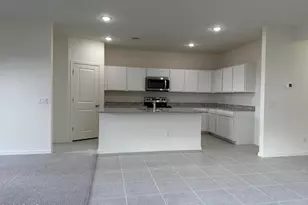 38185 N Stallion St, San Tan Valley, AZ 85140 - Photo 11