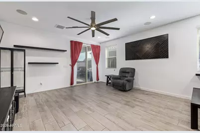 7433 S 22nd Avenue, Phoenix, AZ 85041 - Photo 5