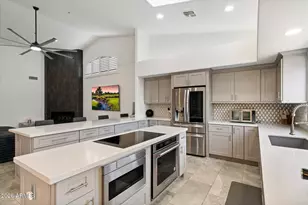 9550 E Yucca St, Scottsdale, AZ 85260 - Photo 11