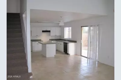 1551 E Orchid Court #Unit B, Gilbert, AZ 85296 - Photo 3